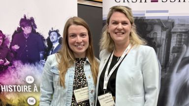 La finaliste Daisy Pelletier avec la doyenne de la FESP Annie Pilote lors de la finale du concours